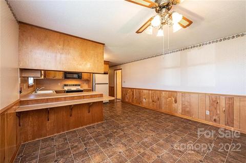 18 Cedar Forest Loop, Hickory, NC 28601 photo 8