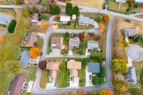 107 Pebblebrook St, Clyde, NC 28721 photo 44