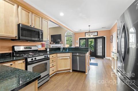 1602 Topeka Ct, Monroe, NC 28110 photo 10