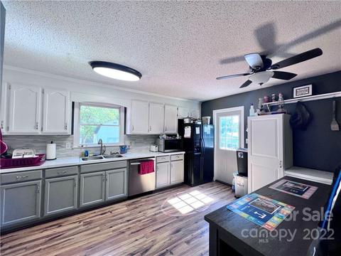 307 Gittens St, Lowell, NC 28098 photo 10