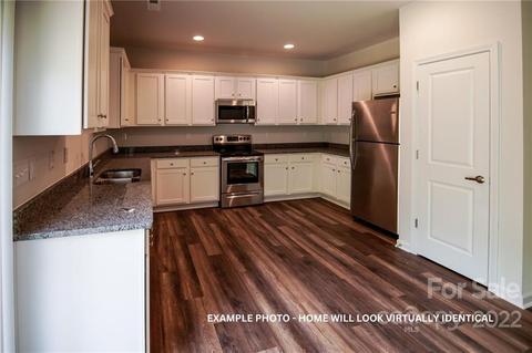 3660 Maple Brook Dr, Denver, NC 28037 photo 6