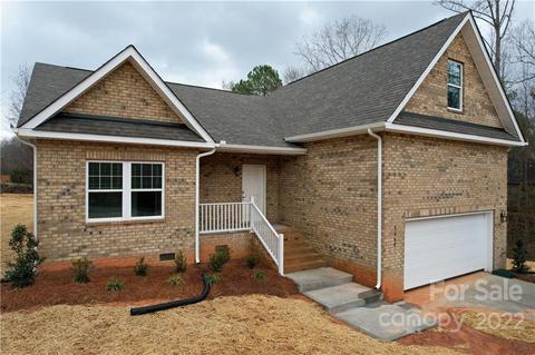 3660 Maple Brook Dr, Denver, NC 28037 photo 1