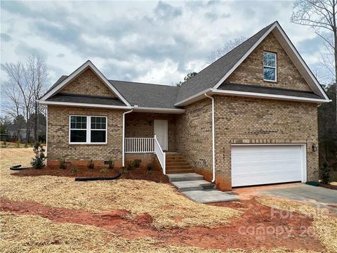 3660 Maple Brook Dr, Denver, NC 28037 photo 2