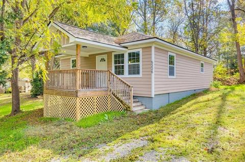 5226 Farran Dr, Stanley, NC 28164 photo 1