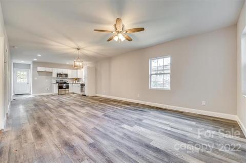 5226 Farran Dr, Stanley, NC 28164 photo 4