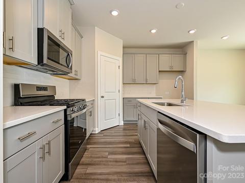 1045 Red Apple St, Monroe, NC 28110 photo 11
