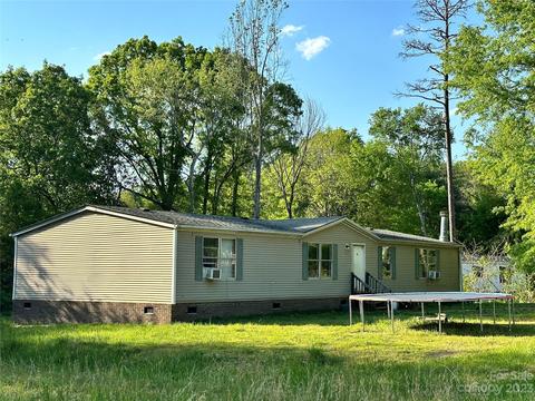 1619 Buck Ct, Lincolnton, NC 28092