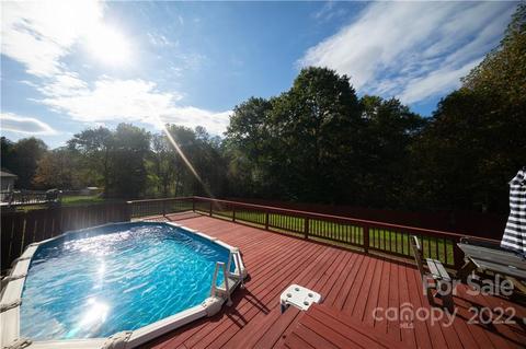 2146 Redberry Ln, Conover, NC 28613 photo 14