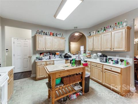 2001 Oakstone Dr, Monroe, NC 28110 photo 12