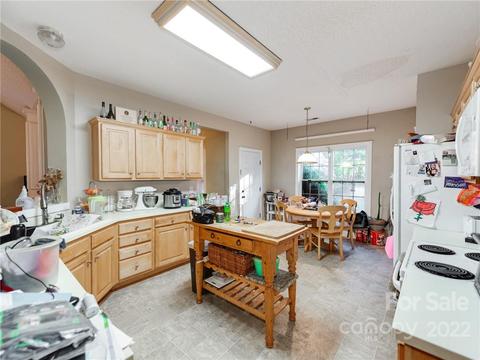 2001 Oakstone Dr, Monroe, NC 28110 photo 10