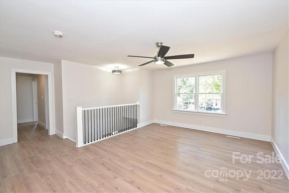  5621 Burleson Dr, Charlotte, NC 28215 photo 6