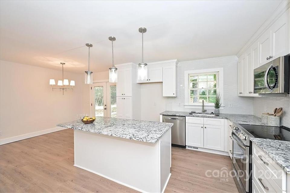  5621 Burleson Dr, Charlotte, NC 28215 photo 12