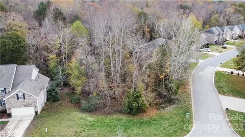 2261 Iron Works Dr, Lake Wylie, SC 29710