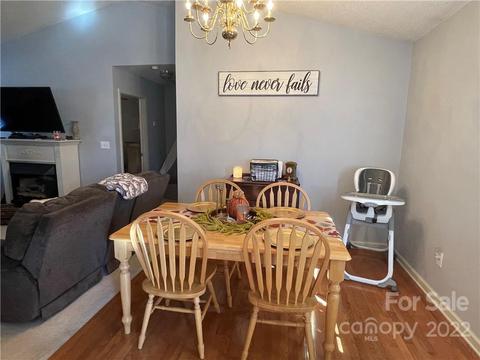 6530 Beechtree Ct, Hickory, NC 28601 photo 7