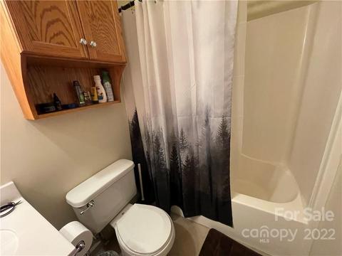 6530 Beechtree Ct, Hickory, NC 28601 photo 16