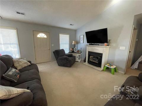 6530 Beechtree Ct, Hickory, NC 28601 photo 5