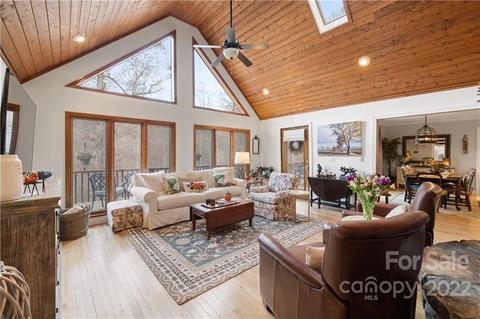 80 Lick Log Rd, Sylva, NC 28779 photo 3