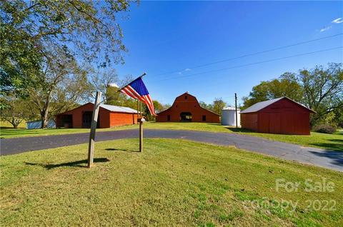 4648 Crouse Rd, Crouse, NC 28033 photo 2