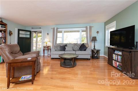 395 Laurel Way, Tryon, NC 28782 photo 8