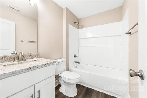 2155 Colonial Ln, Hickory, NC 28601 photo 25