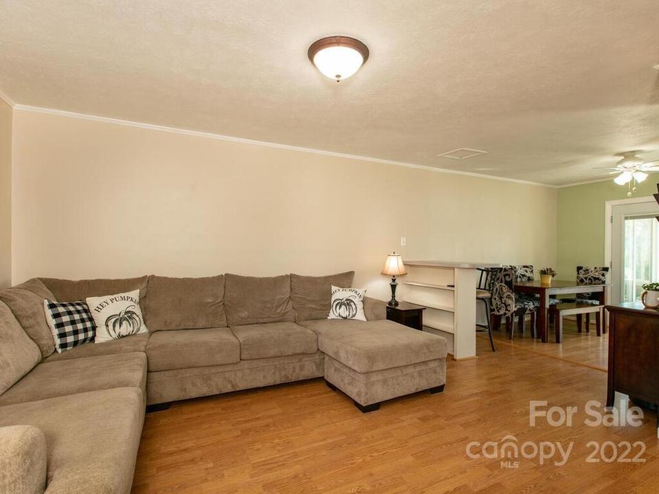  37 Southwicke Dr, Arden, NC 28704 photo 7