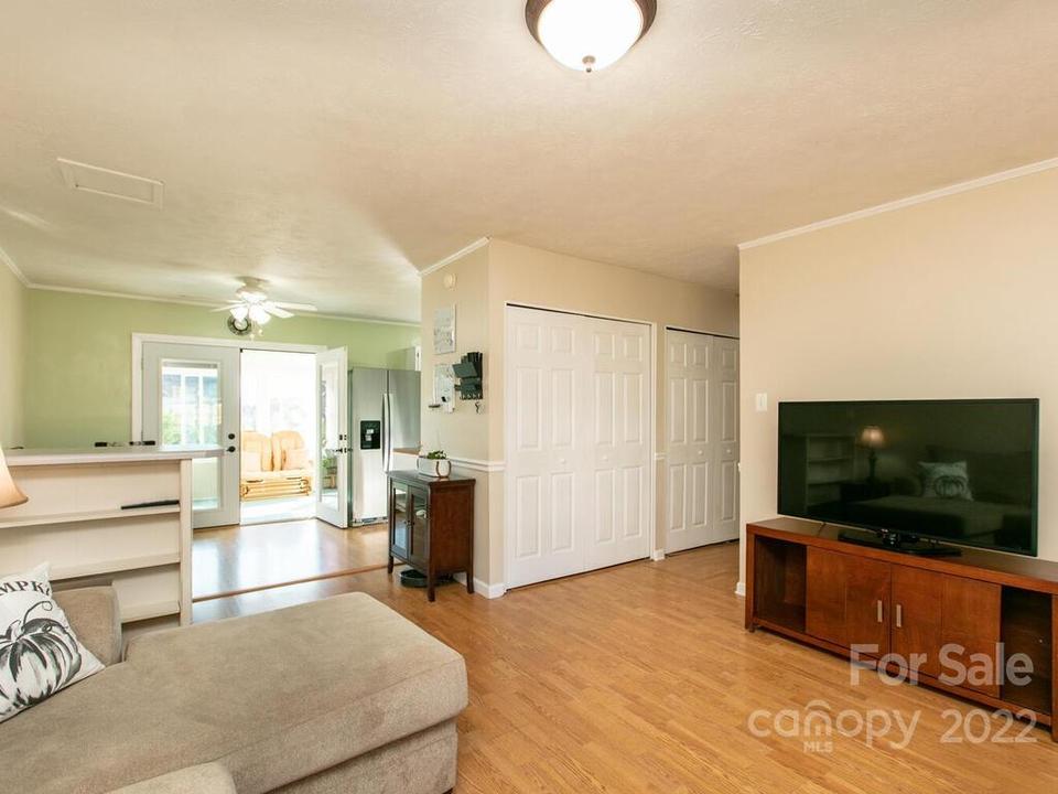  37 Southwicke Dr, Arden, NC 28704 photo 9