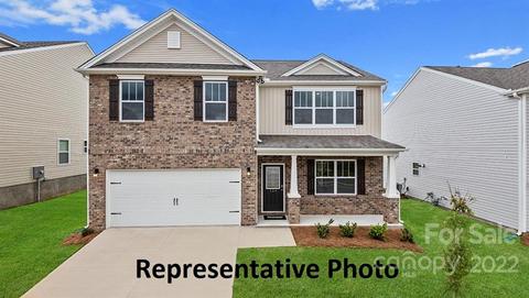152 Marathon Ln, Candler, NC 28715
