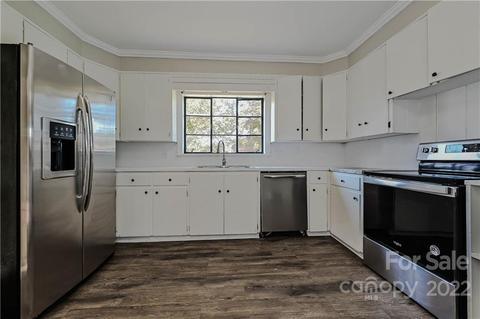 209 W Spring St, Troy, NC 27371 photo 14