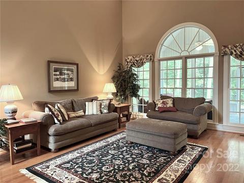 6376 Fox Chase Dr, Davidson, NC 28036 photo 5