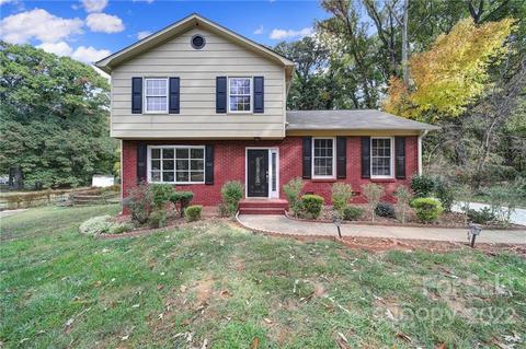 11241 Hallmark Dr, Matthews, NC 28105 photo 1