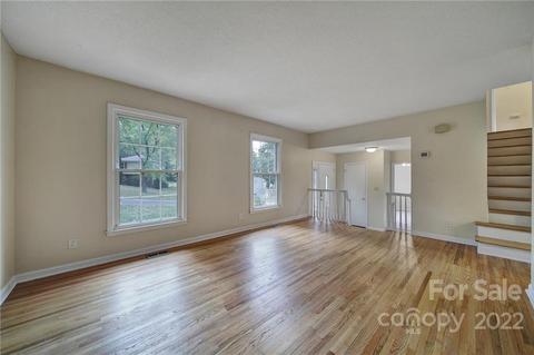 11241 Hallmark Dr, Matthews, NC 28105 photo 6