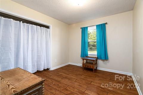2354 Smith Rd, Clover, SC 29710 photo 17