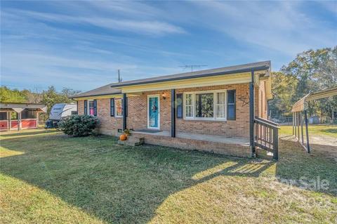 2354 Smith Rd, Clover, SC 29710 photo 2