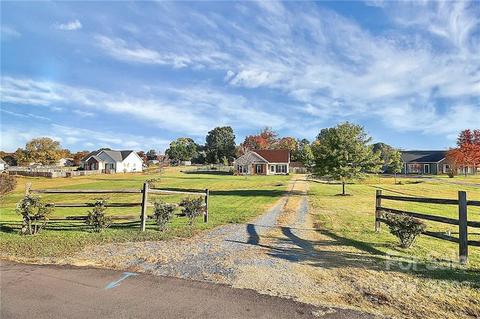 5108 Willow Run Dr, Monroe, NC 28110 photo 4