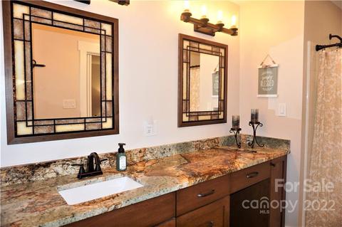 511 2nd Ave NE, Conover, NC 28613 photo 24