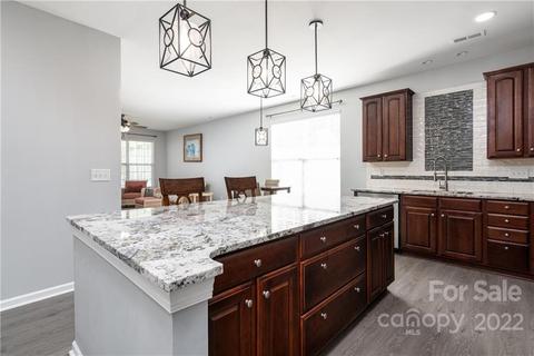 861 Platinum Dr, Fort Mill, SC 29708 photo 8