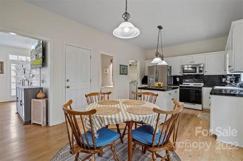 43 Heron Cove Loop, Hickory, NC 28601 photo 8