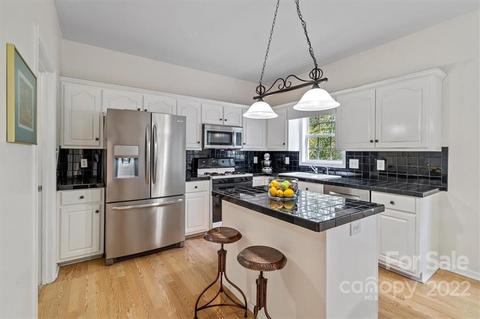 43 Heron Cove Loop, Hickory, NC 28601 photo 4