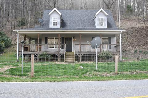 16414 Cruso Rd, Canton, NC 28716
