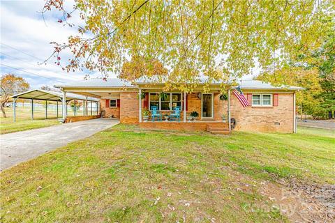 1609 Sandy Park Rd, Lincolnton, NC 28092