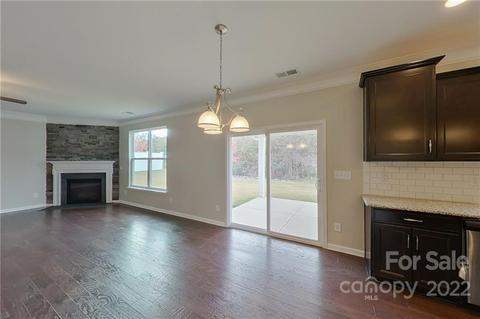 228 Hydrangea Dr, Clover, SC 29710 photo 7