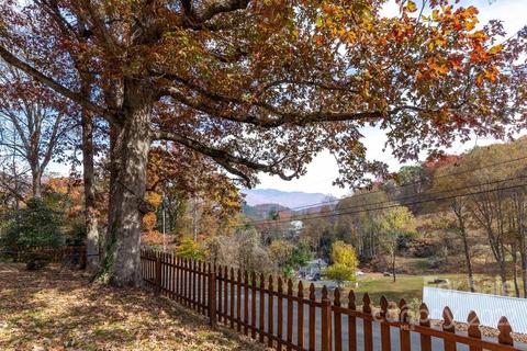 252 Ridgeway St, Sylva, NC 28779 photo 8