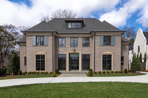 1816 Ferncliff Rd, Charlotte, NC 28211