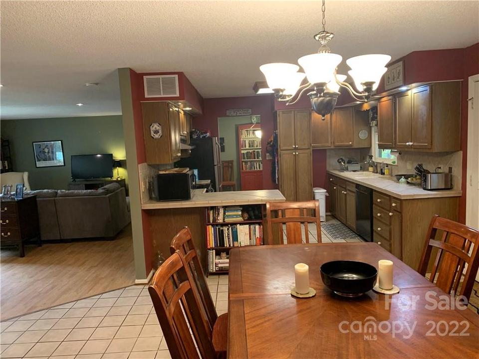  12 Morris Dr, Weaverville, NC 28787 photo 25