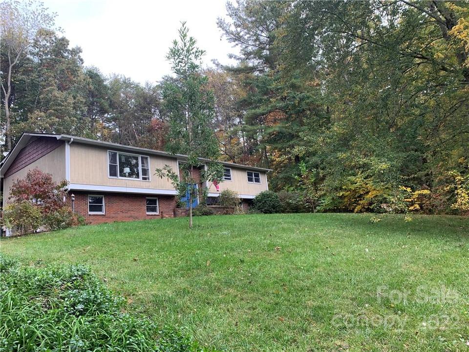  12 Morris Dr, Weaverville, NC 28787 photo 1