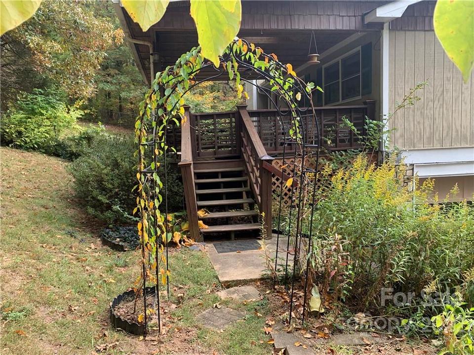  12 Morris Dr, Weaverville, NC 28787 photo 11