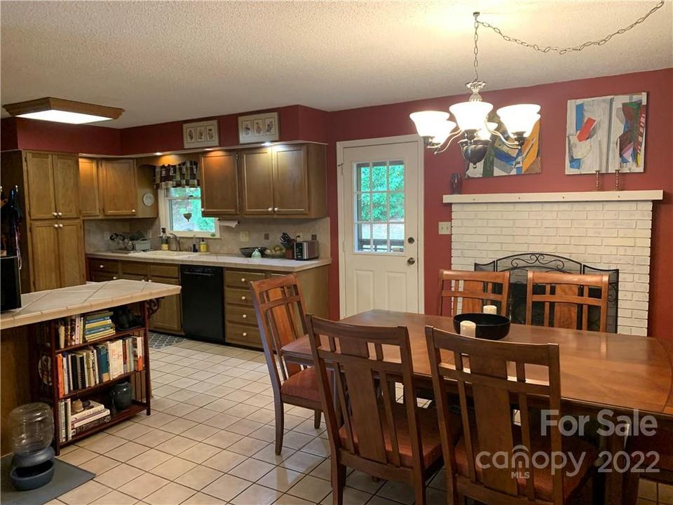  12 Morris Dr, Weaverville, NC 28787 photo 29