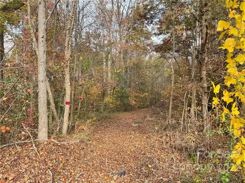 115 Sir Lancelot Ln, Kings Mountain, NC 28086