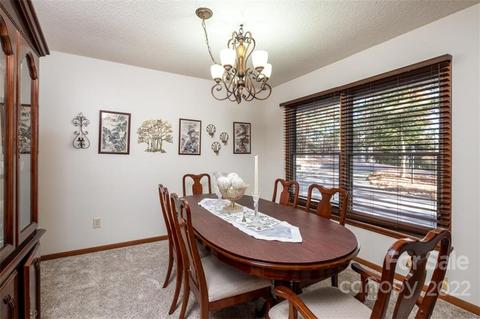 55 Uloque Ct, Brevard, NC 28712 photo 7