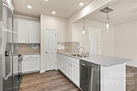 3796 Yorkshire Pl, Terrell, NC 28682 photo 9